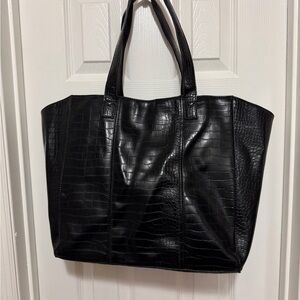 Elegant Black Croc-Embossed Tote Bag